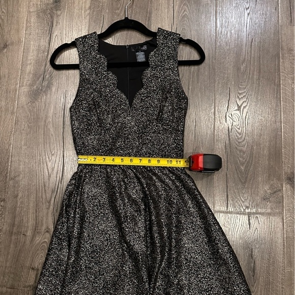 Aqua Brand Bloomingdales Scalloped Neck Dress Gold Glitter Black Small NYE Party - Picture 12 of 12